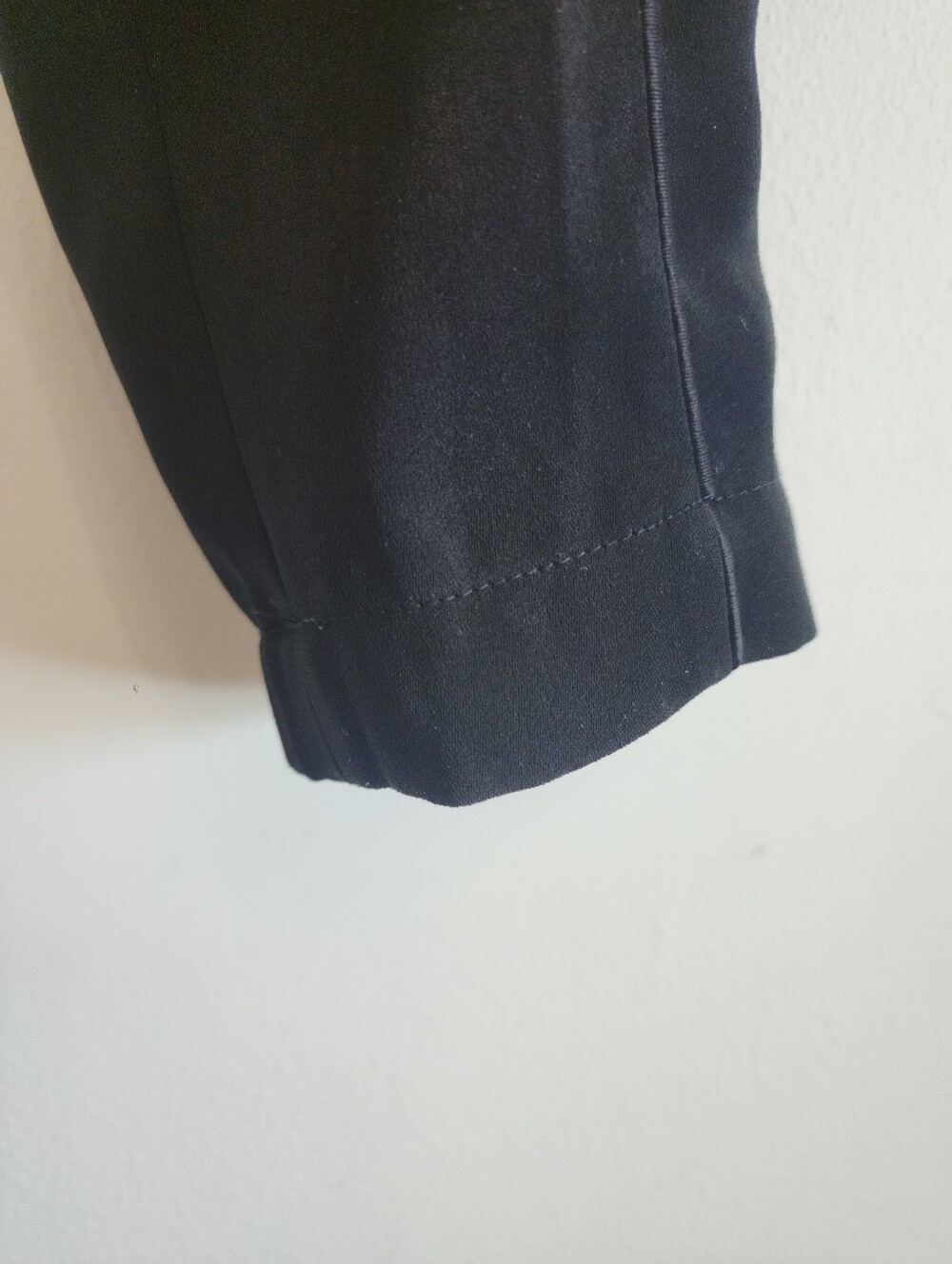 Vince Black Crepe Pintuck Elastic Waist Mid Rise Jogger Dress Pant XS - Picture 4 of 15